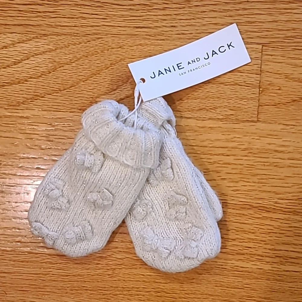Janie & Jack Cream Bow Mittens 12-24 Months